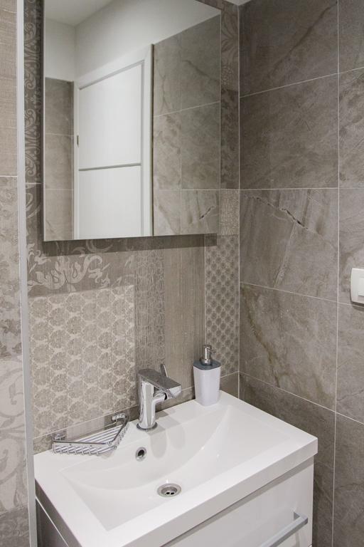 Elegant Residence Rooms & Apartments สปลิท ภายนอก รูปภาพ